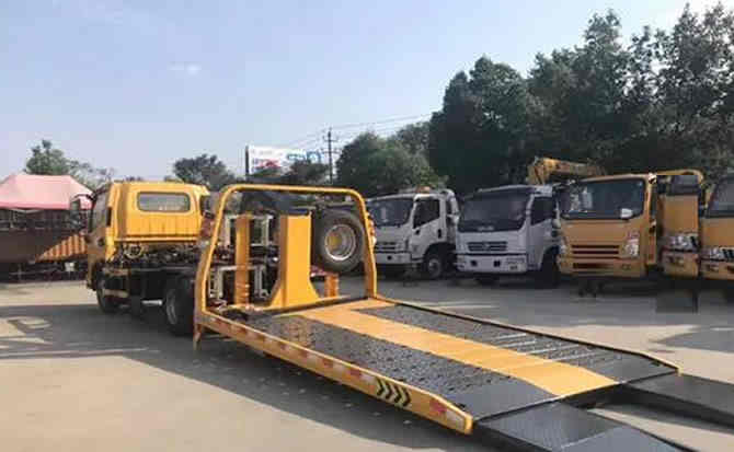 企石镇汽车中途维修案例